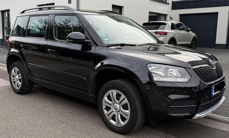 Schwarz Gebraucht 2015 Skoda Yeti SUV | 10.500 € (Fairer Preis) - Bild 1/4