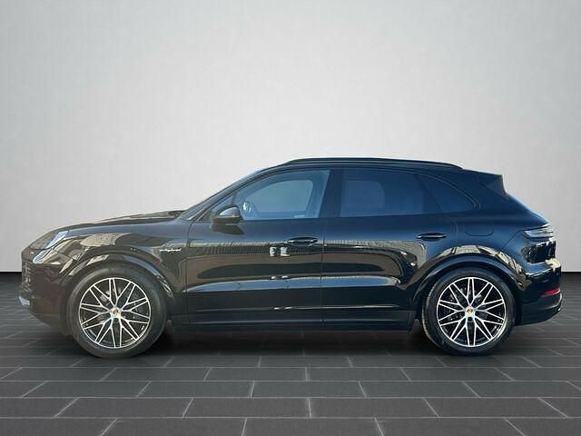 Gebraucht Porsche Cayenne Sport 471 PS (346 kW) 2023 Chromitschwarzmetallic SUV
