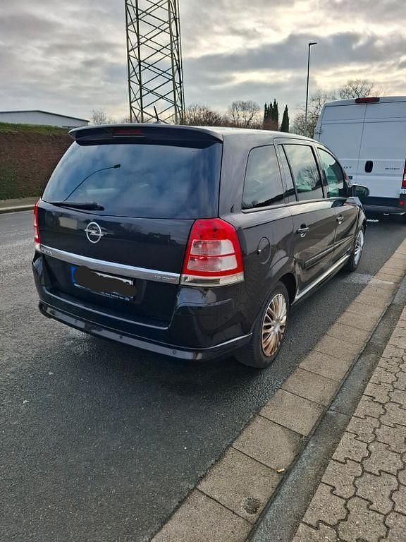 Gebraucht Opel Zafira 150 PS (110 kW) 2008 Schwarz Van / Kleinbus