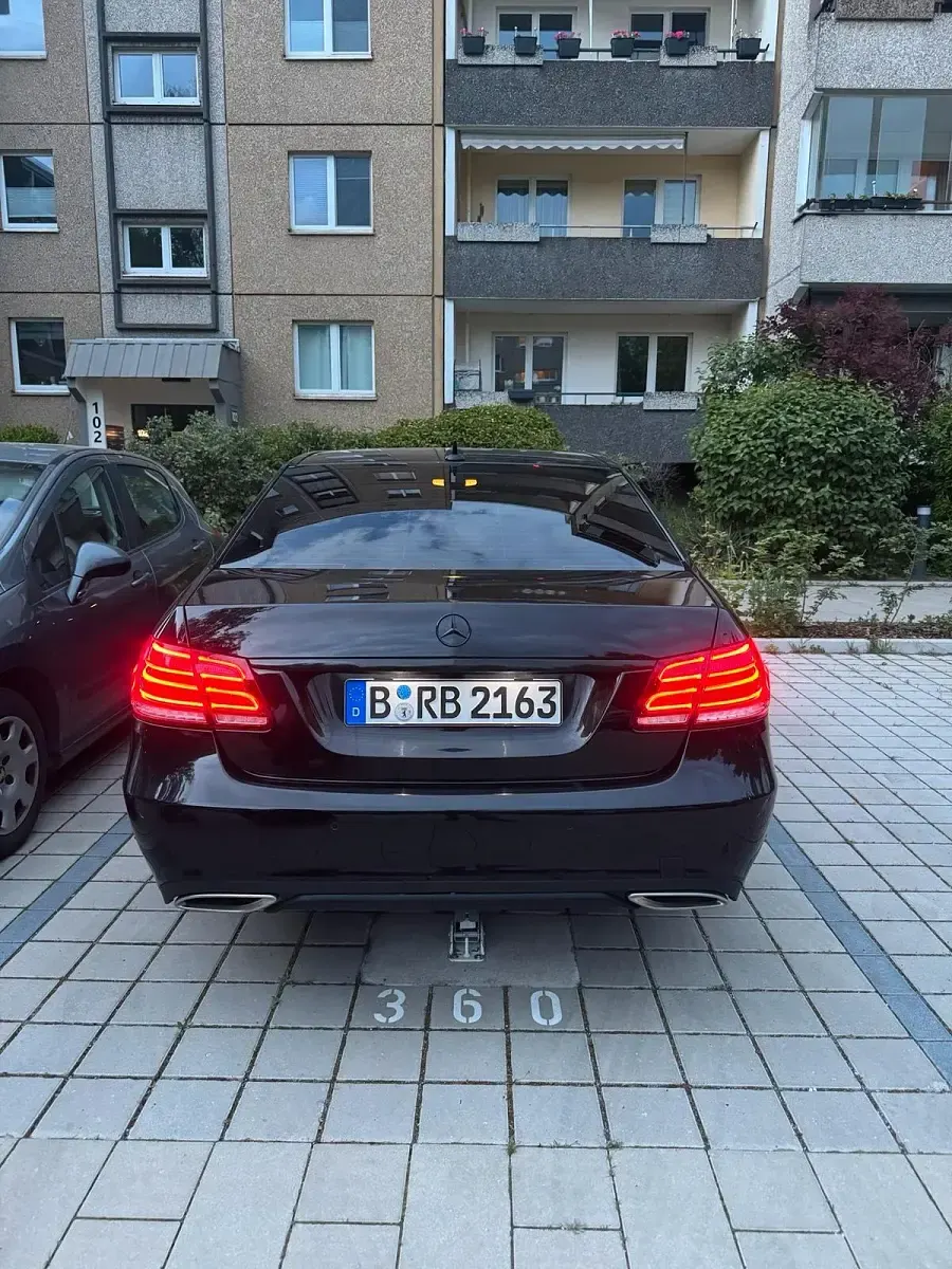 Gebraucht Mercedes E350 258 PS (189 kW) 2017 Schwarz Limousine