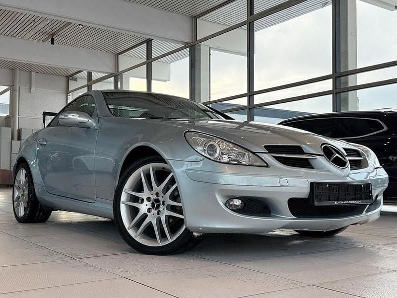 Silber Gebraucht 2005 Mercedes SLK200 Cabrio | 7.991 € (Fairer Preis) - Bild 1/4