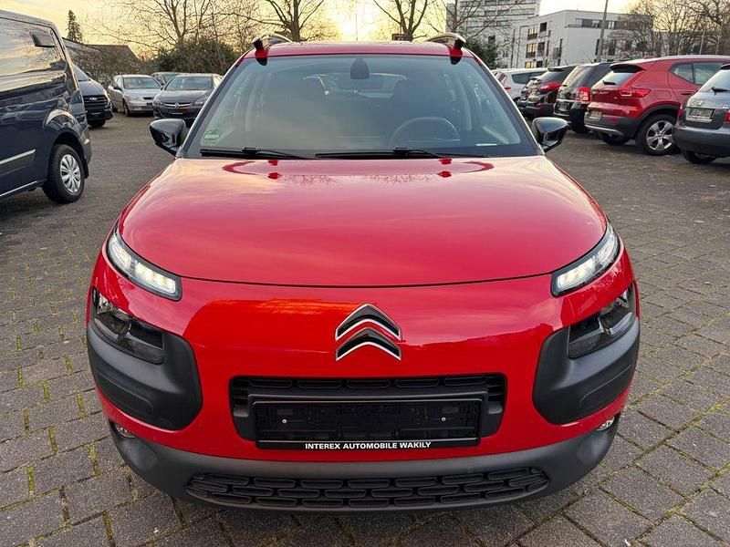 Gebraucht Citroën C4 PureTech 82 PS (60 kW) 2018 Rot Limousine