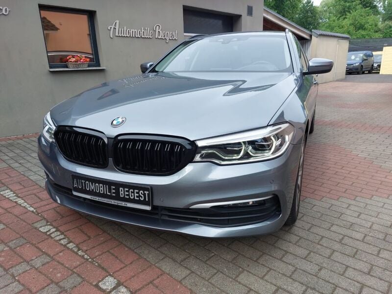 Grau Gebraucht 2019 BMW 520 Kombi | 26.999 € (Fairer Preis) - Bild 1/4