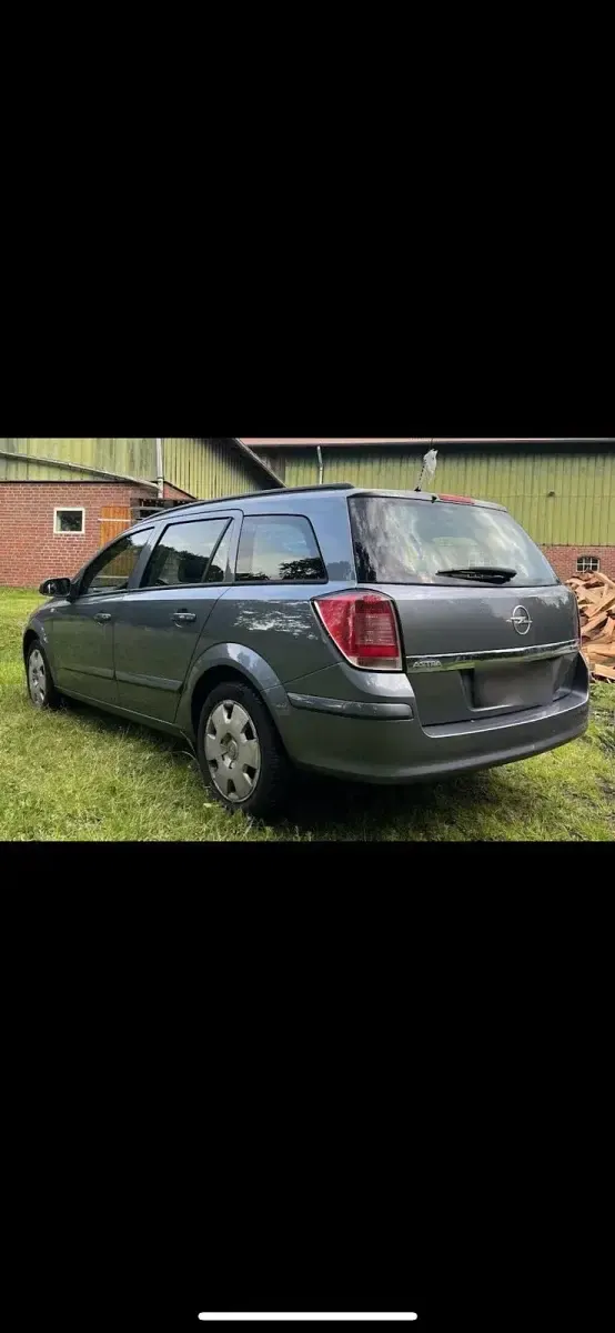 Gebraucht Opel Astra 105 PS (77 kW) 2005 Silber Kleinwagen