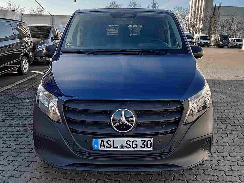 Gebraucht Mercedes Vito 163 PS (119 kW) 2025 Stahlblau Van