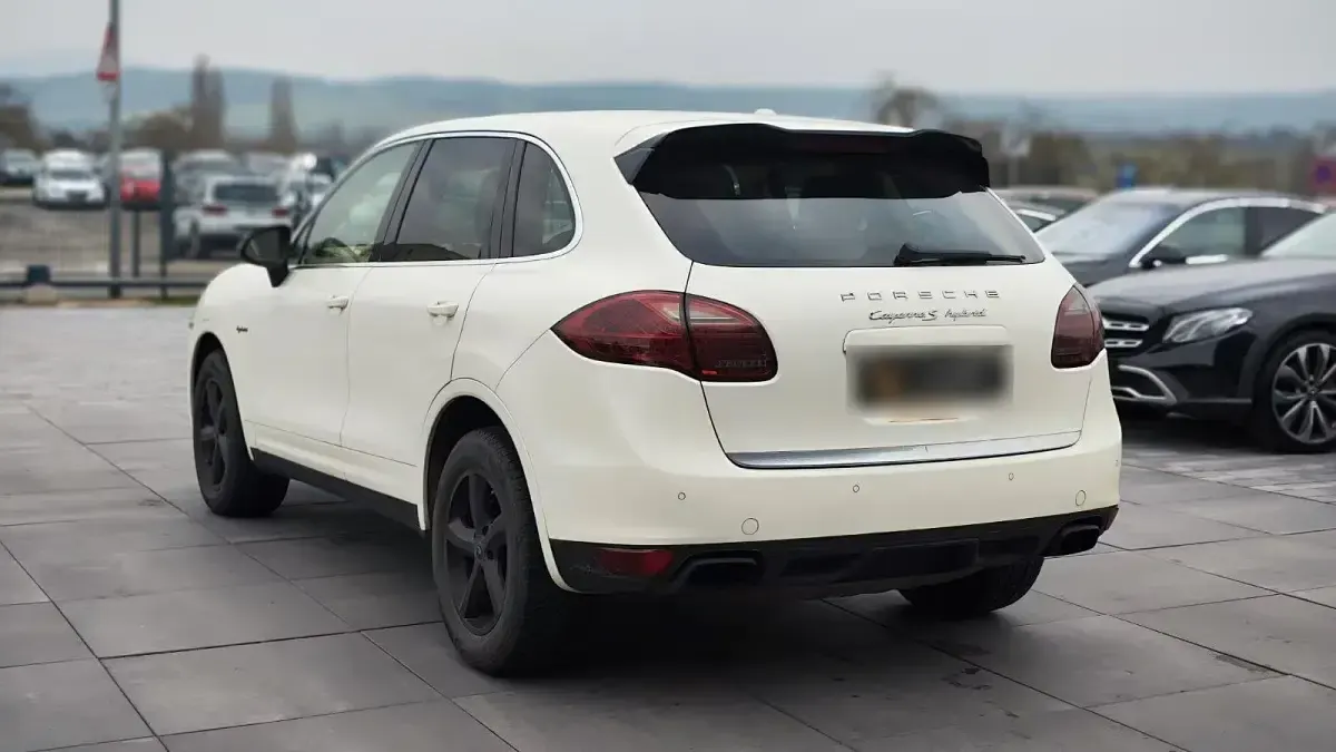 Gebraucht Porsche Cayenne S E-Hybrid 46 PS (33 kW) 2011 Beige SUV
