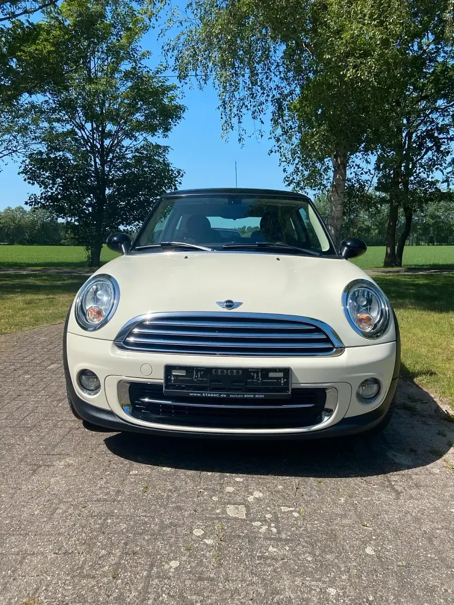 Gebraucht Mini Cooper 122 PS (89 kW) 2013 Weiß Kleinwagen
