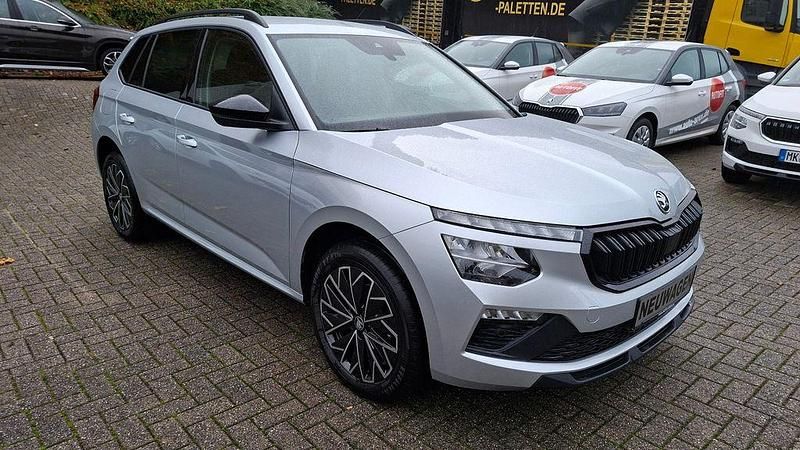 Neu Skoda Kamiq Selection 116 PS (85 kW) 2025 Silber SUV