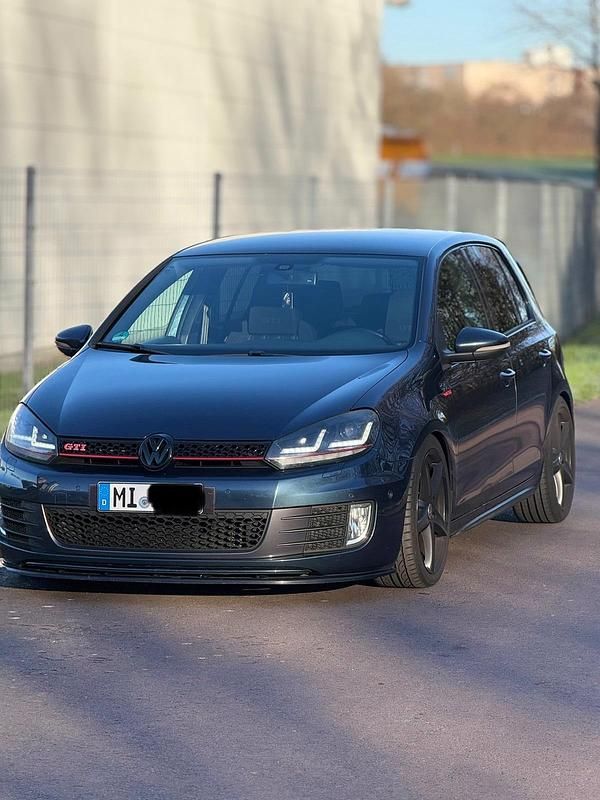 Blau Gebraucht 2012 VW Golf VI GTI Limousine | 10.000 € - Bild 1/4
