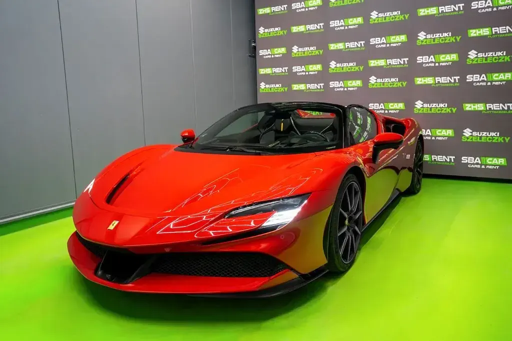 Gebraucht Ferrari SF90 780 PS (573 kW) 2023 Rot Cabrio