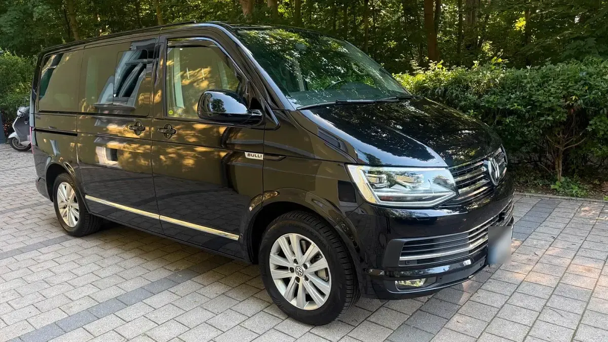 Gebraucht VW Multivan Highline 204 PS (150 kW) 2018 Schwarz Van / Kleinbus