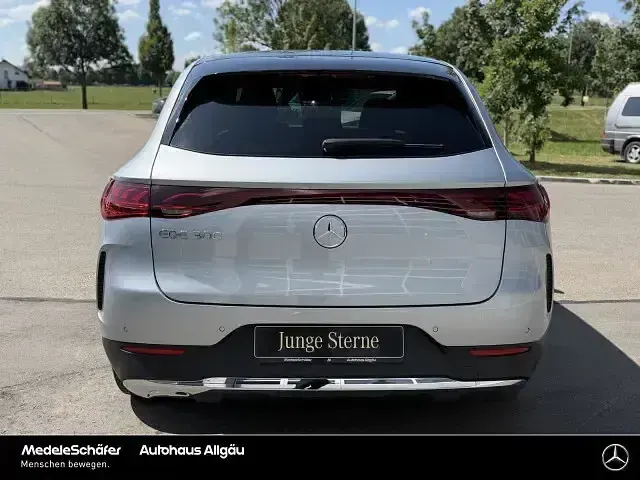 Gebraucht Mercedes EQE300 Electric Art 244 kW (333 PS) 2025 Lack hightechsilber (metallic) SUV