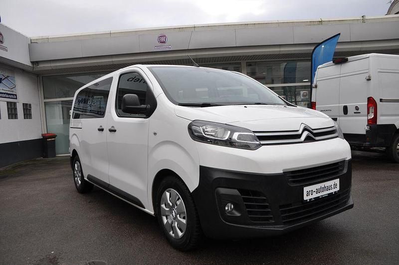Weiß Gebraucht 2020 Citroën Jumpy Kombi | 17.990 € (Fairer Preis) - Bild 1/4