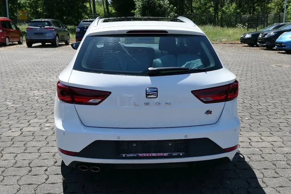 Gebraucht Seat Leon ST FR 131 PS (96 kW) 2019 Weiß Kombi