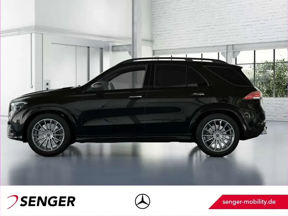 Gebraucht Mercedes GLE450 AMG 381 PS (280 kW) 2026 Schwarz SUV