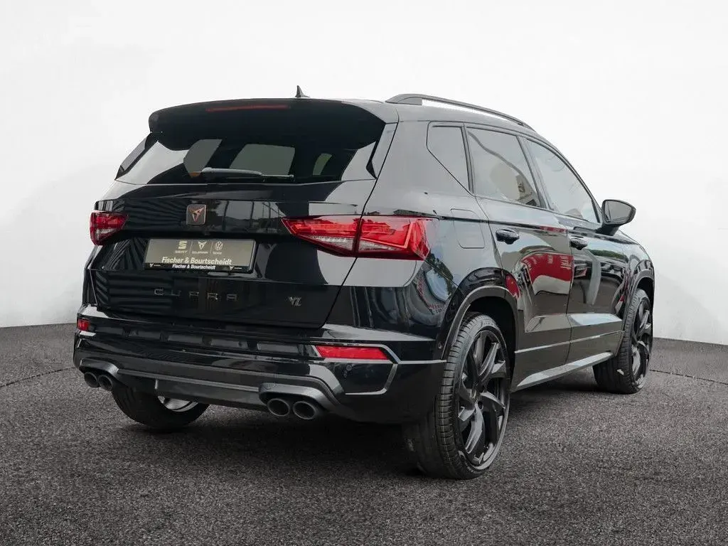 Neu Cupra Ateca VZ 300 PS (220 kW) 2025 Magic schwarz SUV