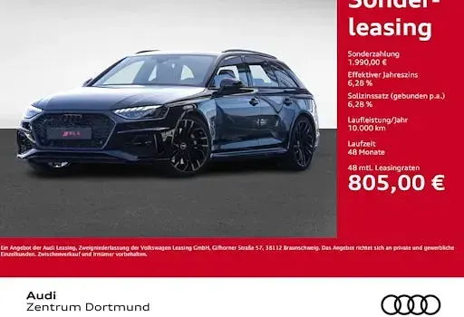 Gebraucht Audi RS4 Sport 450 PS (330 kW) 2023 Mythosschwarz metallic Kombi