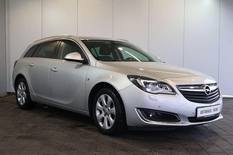 Gebraucht Opel Insignia Innovation 140 PS (102 kW) 2015 Silber Kombi