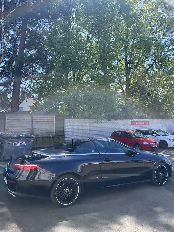 Usado Mercedes E220 Avantgarde 194 CV (142 kW) 2017 Negro Descapotable
