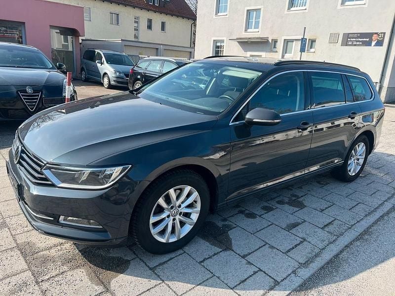 Gebraucht VW Passat Comfortline 150 PS (110 kW) 2016 Grau Kombi