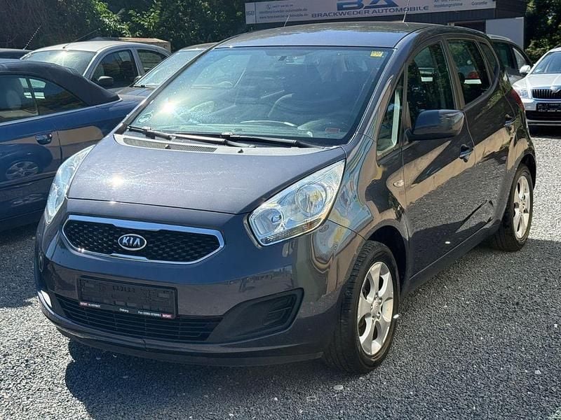 Grau Gebraucht 2012 Kia Venga Edition 7 Kleinwagen | 4.350 € (Superpreis) - Bild 1/4