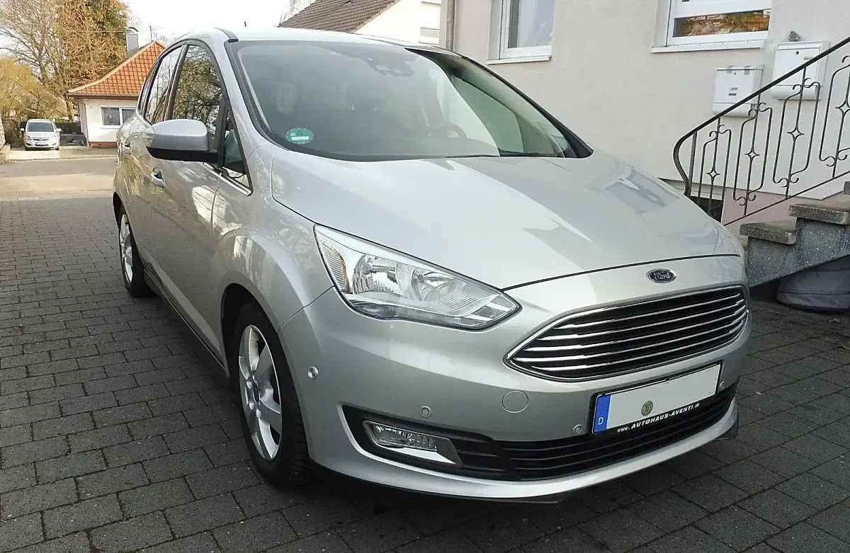 Gebraucht Ford C-MAX Titanium 150 PS (110 kW) 2019 Silber Van / Kleinbus