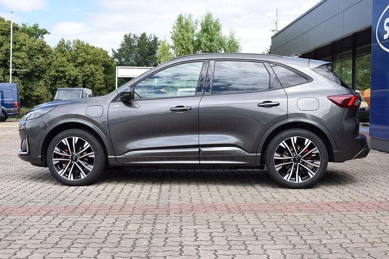 Neu Ford Kuga ST-Line X 242 PS (177 kW) 2025 Magnetic grau SUV