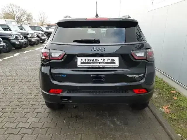 Usado Jeep Compass Trailhawk 241 HP (177 kW) 2021 Cinzento SUV