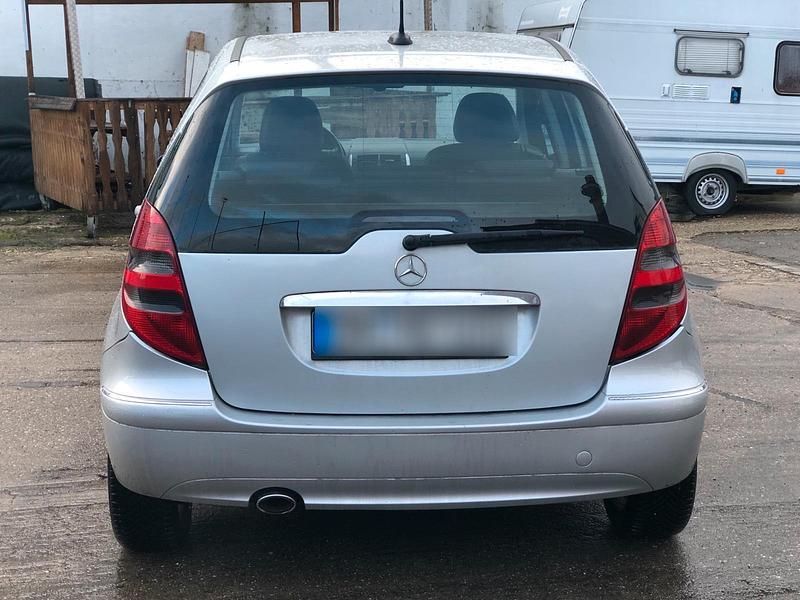 Gebraucht Mercedes A180 109 PS (80 kW) 2005 Grau Kleinwagen