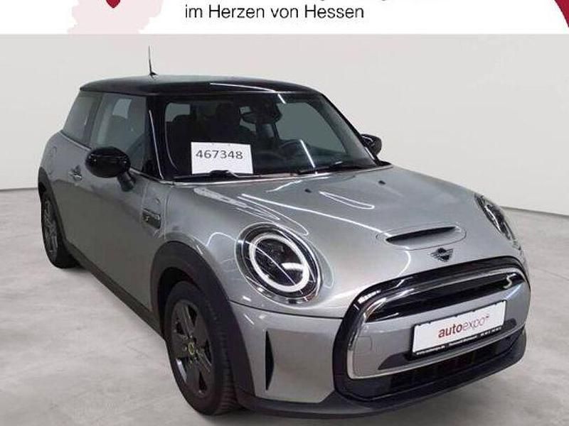 Gebraucht Mini Cooper SE Essential 135 kW (184 PS) 2023 Silber Kleinwagen