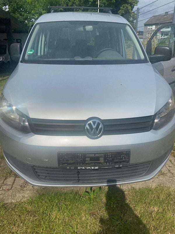 Grau Gebraucht 2015 VW Caddy Van / Kleinbus | 6.300 € (Guter Preis) - Bild 1/4