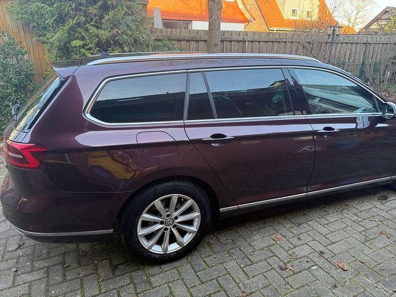 Gebraucht VW Passat Highline 239 PS (175 kW) 2017 Rot Kombi