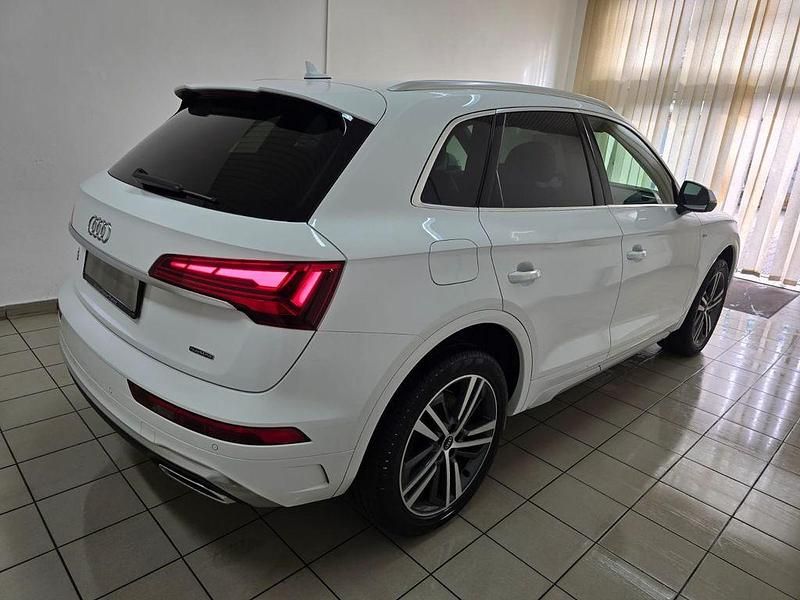 Gebraucht Audi Q5 Ambiente 204 PS (150 kW) 2021 Andere SUV