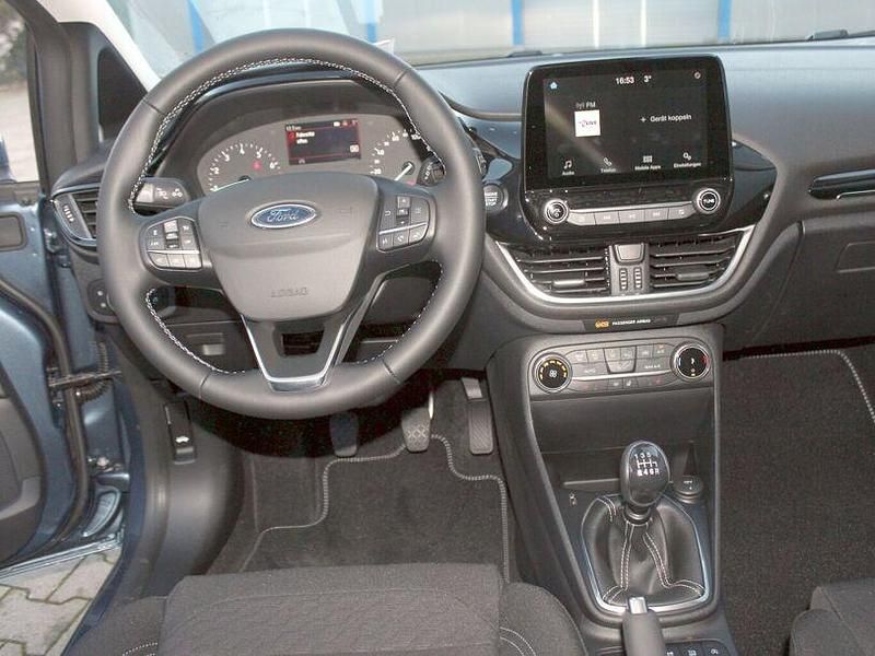 Gebraucht Ford Fiesta Titanium 125 PS (91 kW) 2023 Blau (metallic) Kleinwagen