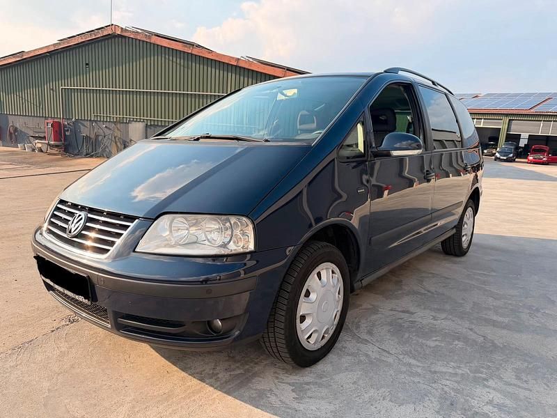 Gebraucht VW Sharan 140 PS (102 kW) 2008 Blau Van / Kleinbus