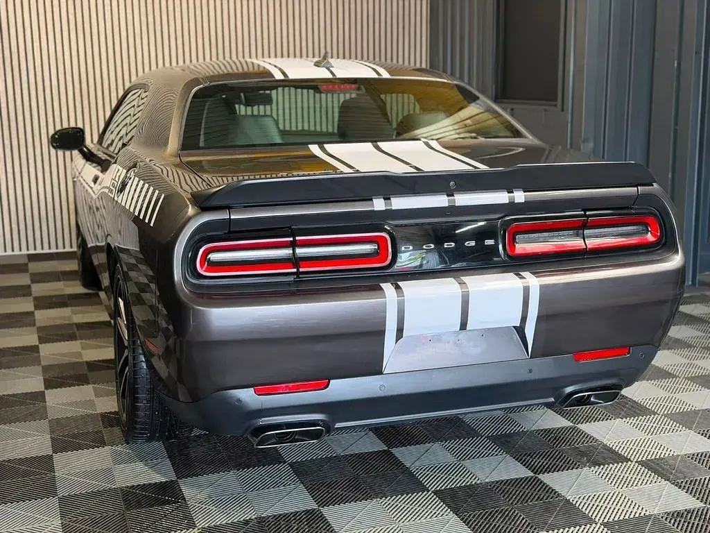 Gebraucht Dodge Challenger 381 PS (280 kW) 2023 Grau Coupé