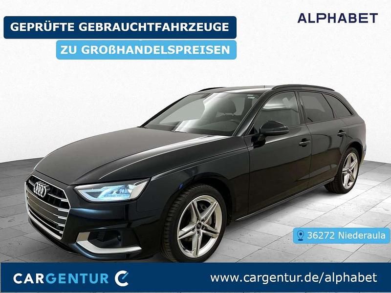 Gebraucht Audi A4 Advanced 204 PS (150 kW) 2022 Mythosschwarz Kombi