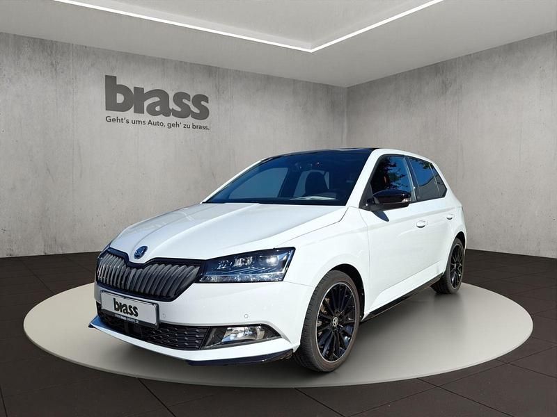 Moonweiß perleffekt Gebraucht 2021 Skoda Fabia Monte Carlo Limousine | 15.950 € (Guter Preis) - Bild 1/4