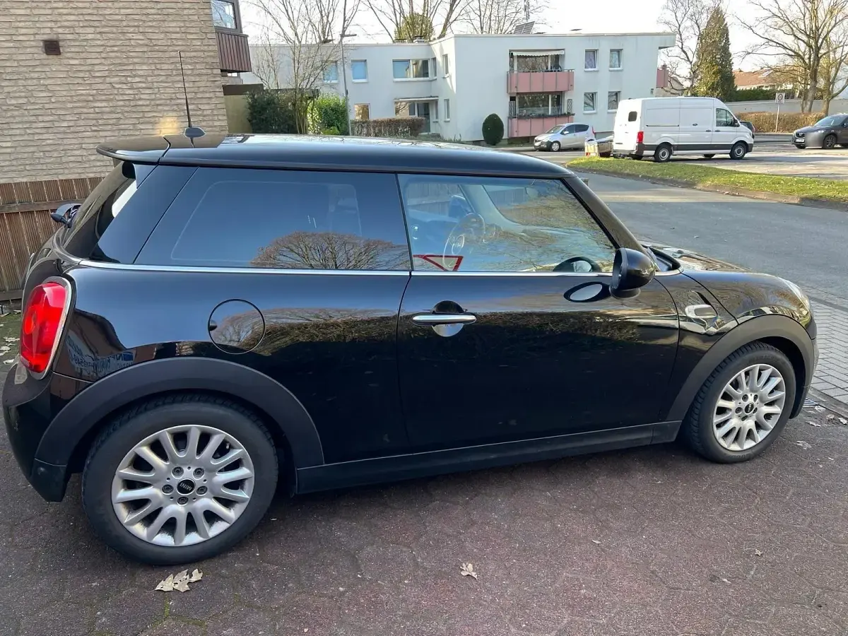 Gebraucht Mini One D 95 PS (69 kW) 2017 Schwarz Kleinwagen