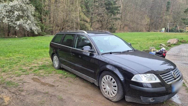 Używany VW Passat 130 KM (95 kW) 2004 Czarny Kombi