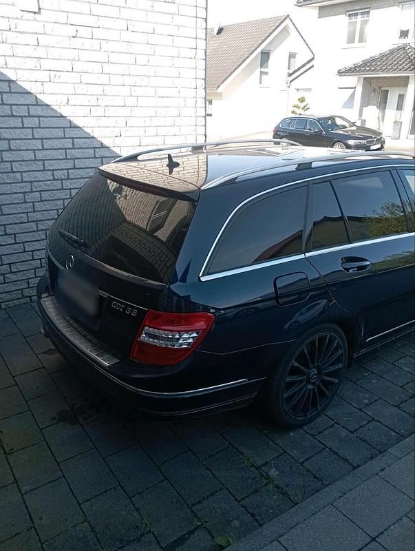 Gebraucht Mercedes C220 170 PS (125 kW) 2009 Blau Kombi