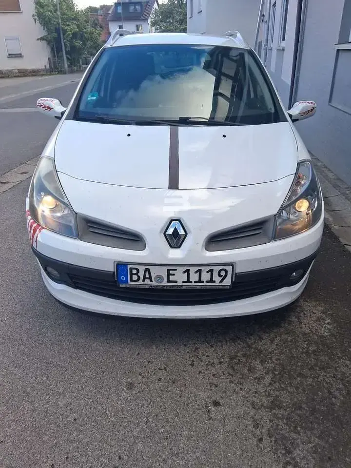 Gebraucht Renault Clio 101 PS (74 kW) 2008 Kombi