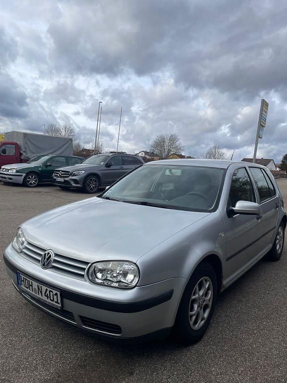 Gebraucht VW Golf IV Edition 75 PS (55 kW) 2001 Silber Limousine