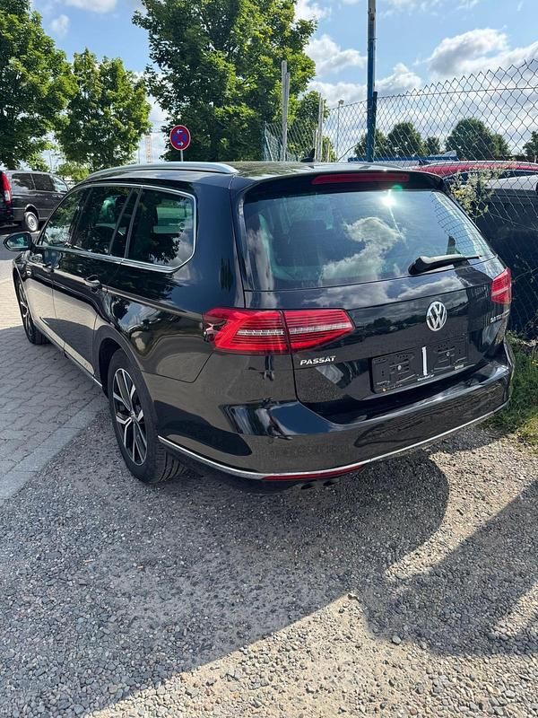 Gebraucht VW Passat 190 PS (139 kW) 2017 Schwarz Kombi