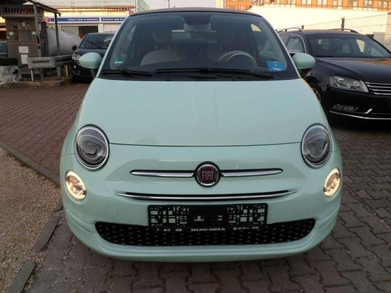 Grün Gebraucht 2020 Fiat 500 Lounge Cabrio | 14.299 € (Fairer Preis) - Bild 1/4
