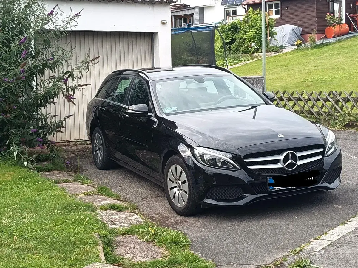 Gebraucht Mercedes C200 136 PS (100 kW) 2017 Schwarz Limousine