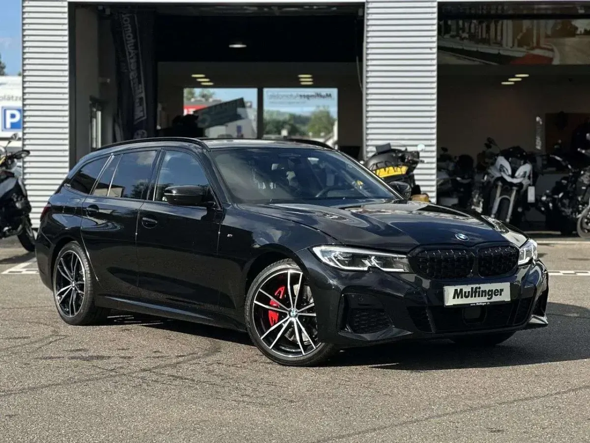 Gebraucht BMW 340 340 PS (250 kW) 2022 Saphirschwarz Kombi