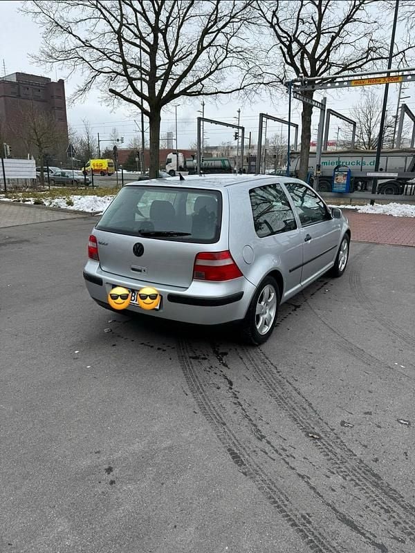 Gebraucht VW Golf IV Comfortline 75 PS (55 kW) 2002 Grau Limousine