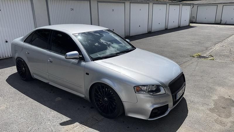 Silber Gebraucht 2008 Audi S4 Comfort Limousine | 8.150 € - Bild 1/3
