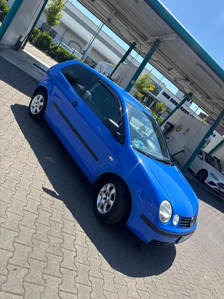 Gebraucht VW Polo 75 PS (55 kW) 2003 Blau Coupé